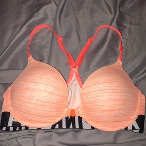 PINK bra size 34D new w/o tags